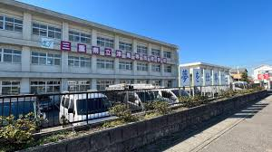 三重県工業研究所の津高等技術学校との一体整備を含む建替え再整備基本計画
